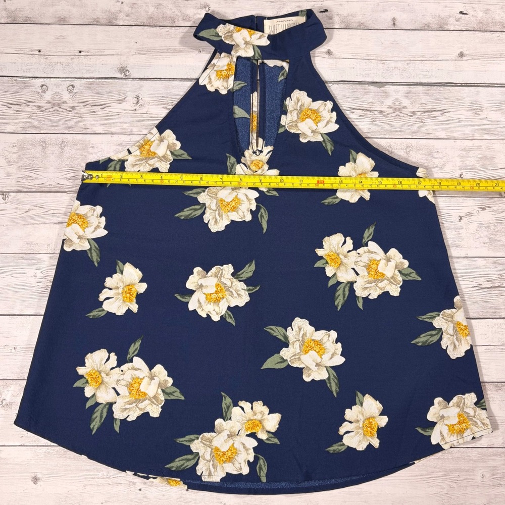 Sweet Wanderer Navy Blue Floral Halter Keyhole Top SJ4028 Small - Picture 10 of 14